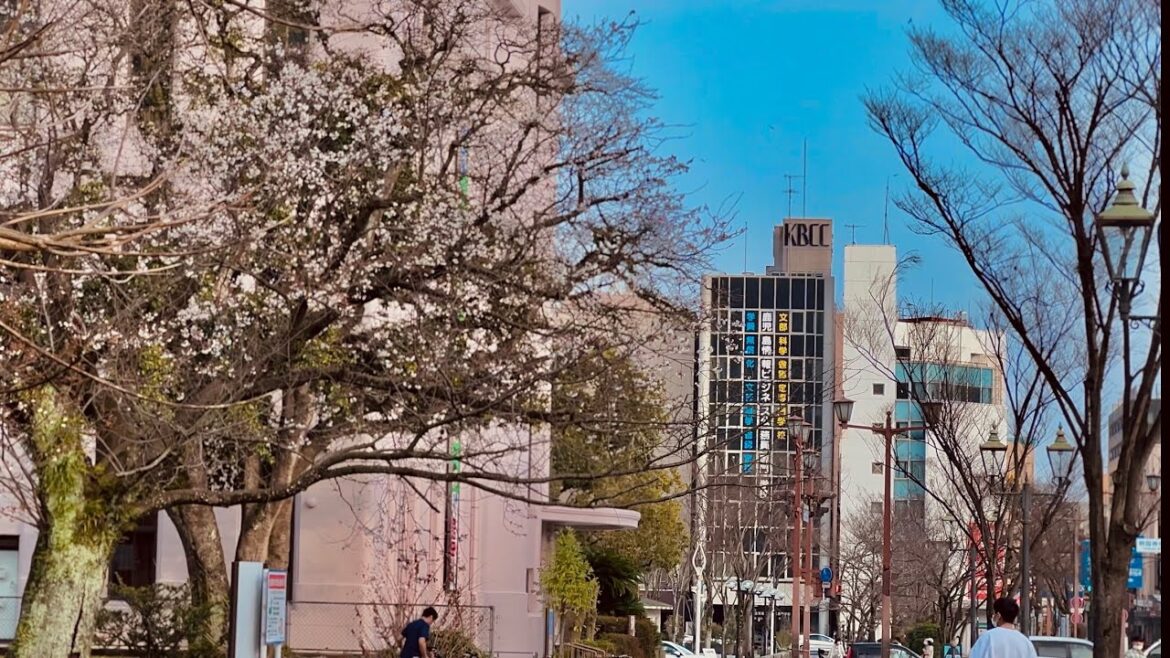 Cleaning our Classroom before spring vacation [KBCC] students || Japan Kagoshima