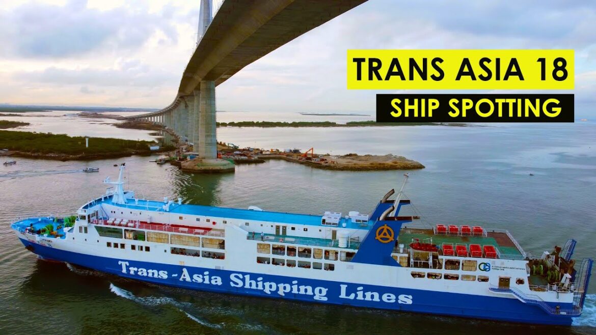 Ship Spotting on the Iconic Bridge | Trans Asia 18 | CCLEX