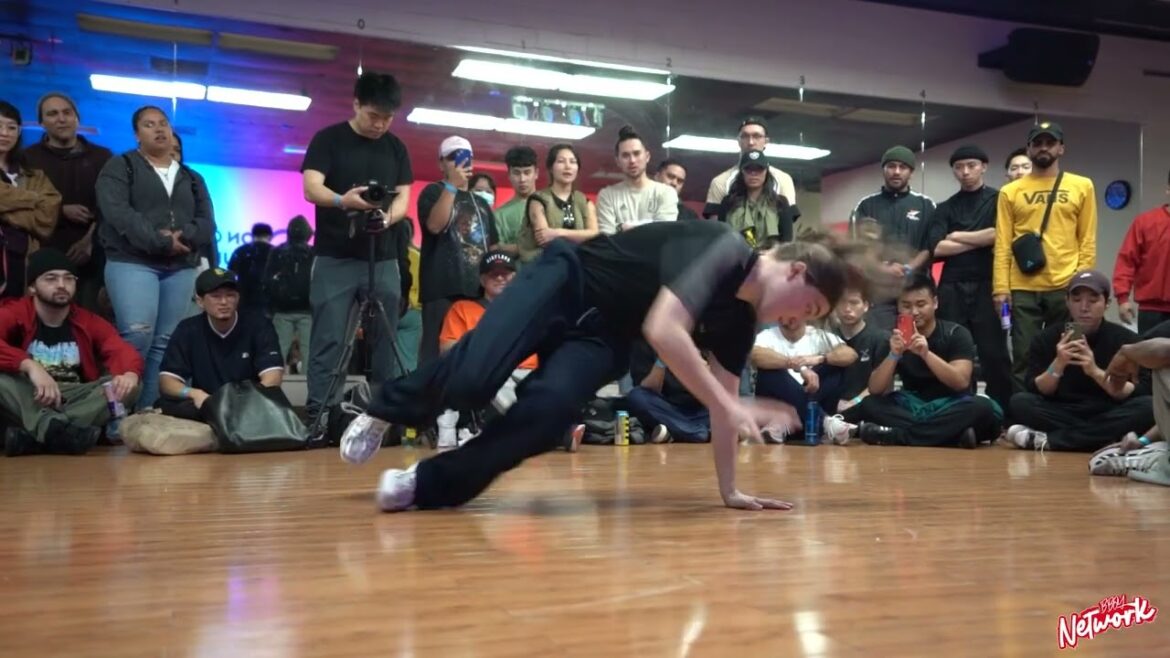 Dibs Vs Emma  - Footwork Semis - VERSUS VII - Future Arts Now  - B-Boy Network