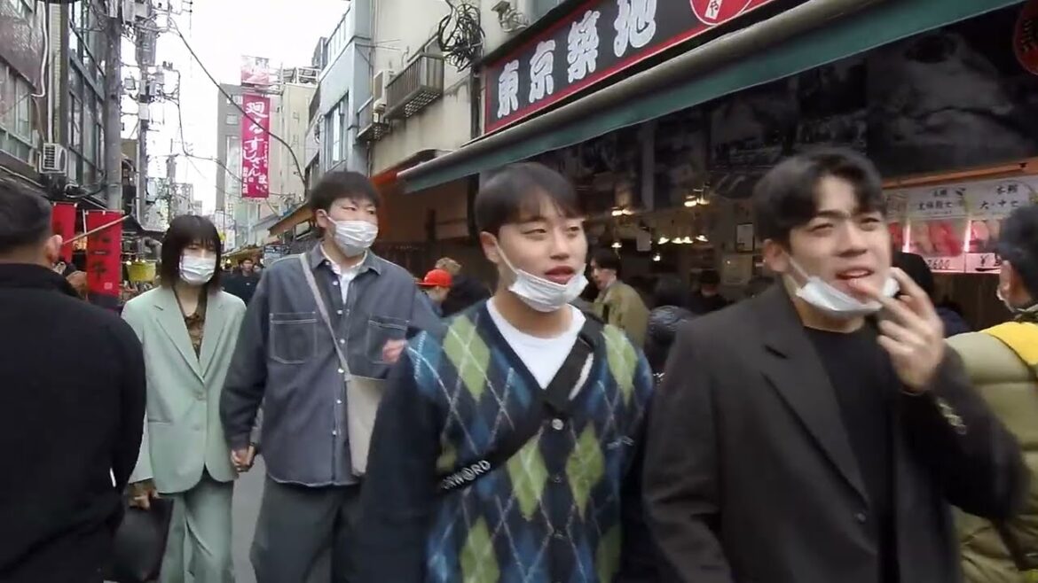 Walking from Subway to Seafood Heaven: Tsukiji Outer Market