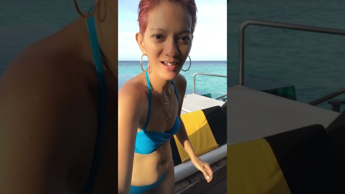 Luxury Maldives Ocean Villa Infinity Pool - Living Like a Millionaire! 😍