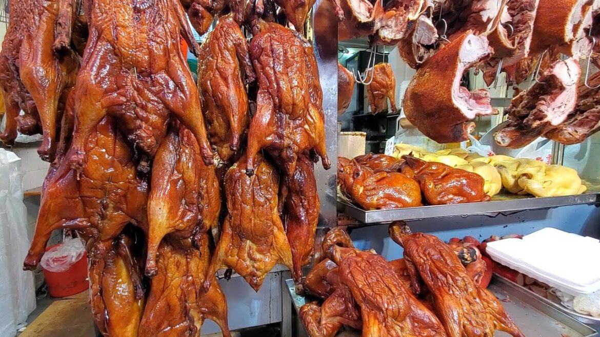 超多人排隊，脆皮#燒腩骨 肥美#燒豬 玫瑰露#油鷄 #燒乳豬，肥美腩仔#叉燒，#燒鴨 #旅游 #燒臘 #香港美食 #新強記 #ASMR #HongKongStreetFood