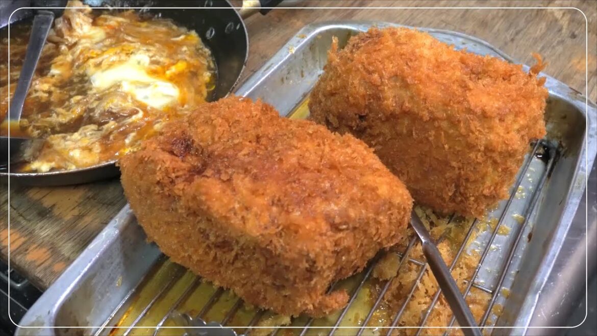 [7cm and 650grams] Can you finish this? The Monster Pork cutlet in Japan. カツ丼 豚カツ