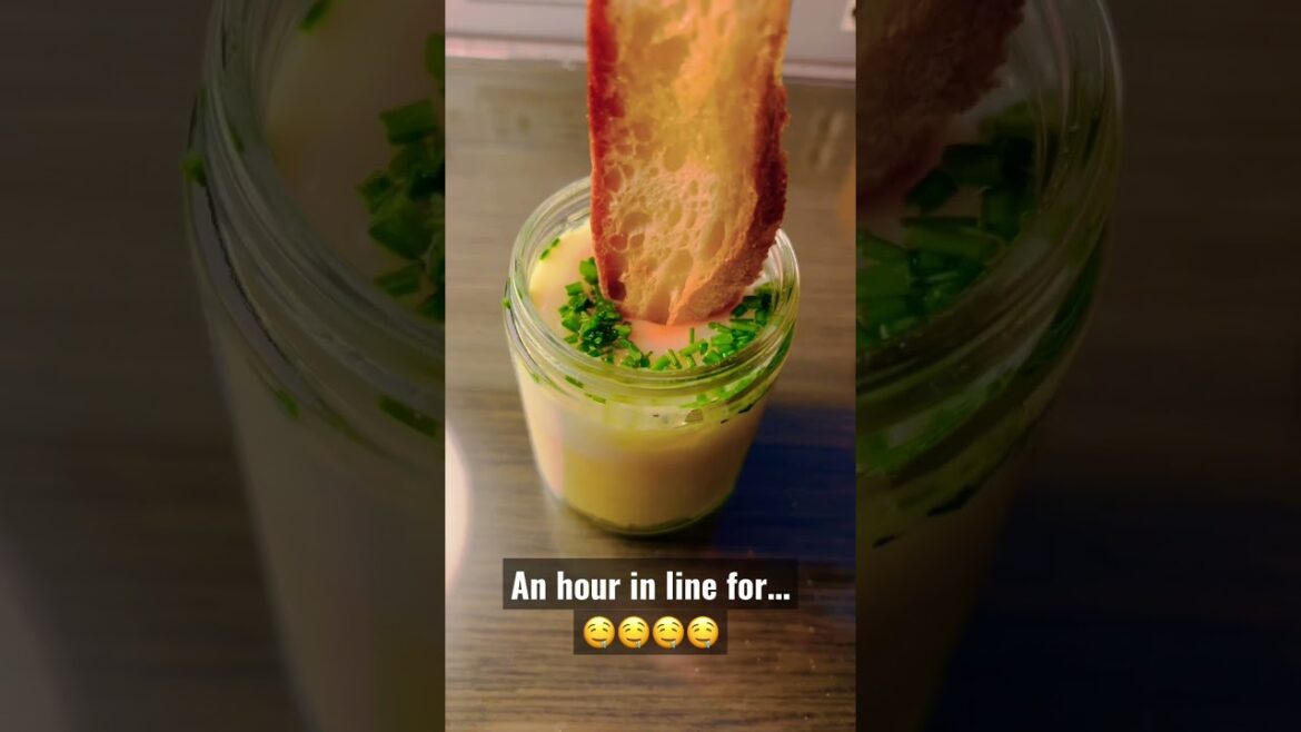 BEST breakfast in Vegas! #lasvegas #vacation #travel #eating #breakfast #egg #youtubeshorts BEST breakfast in Vegas! #lasvegas #vacation #travel #eating #breakfast #egg #youtubeshorts