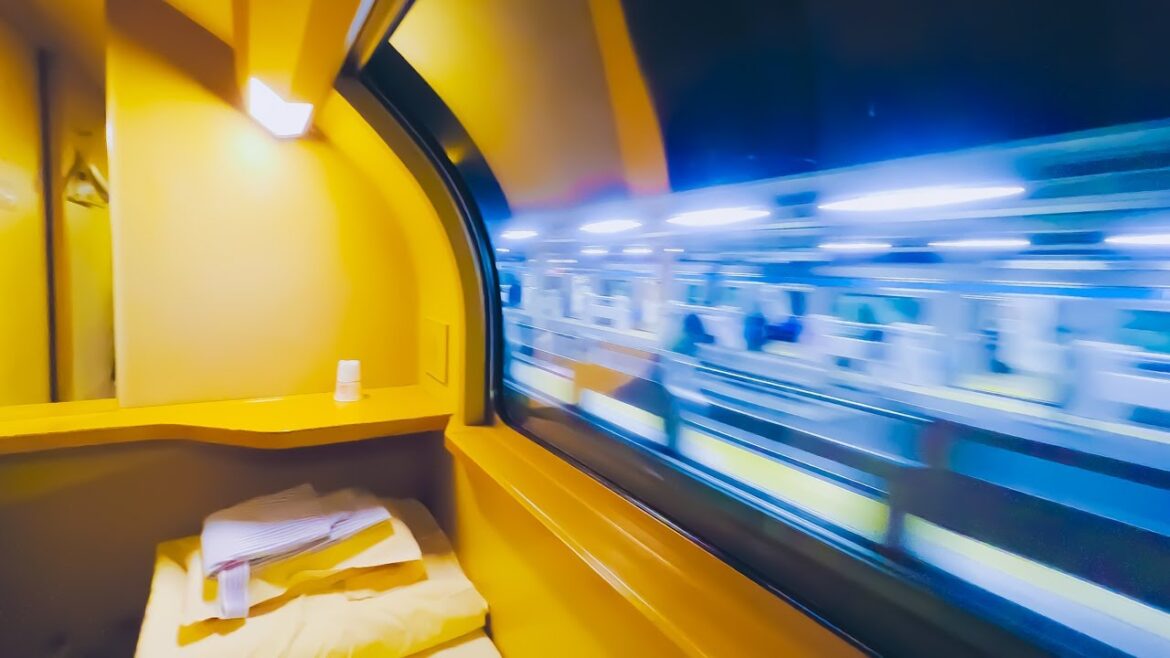 Japan’s Overnight Sleeper Train Sunrise Express Single Room 😴 🛏️ Self-Heating Meal Box and Shower Japan's Overnight Sleeper Train Sunrise Express Single Room 😴 🛏️ Self-Heating Meal Box and Shower