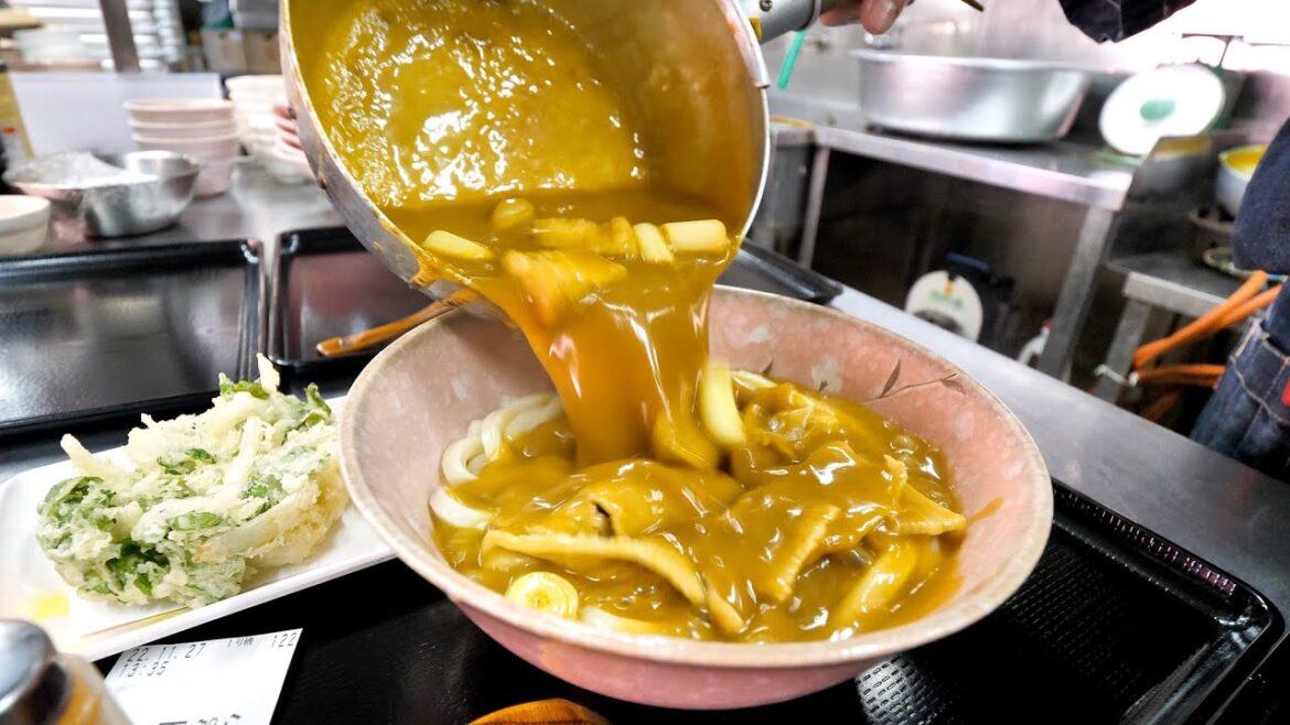 埼玉）驚異的な人気を誇るガッツリ盛り肉汁うどん店の仕事丨Japanese Street Food