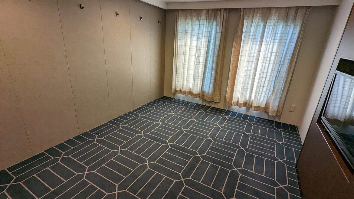 Riding the unique First Class of daytime ferry in Japan | Yawatahama to Beppu