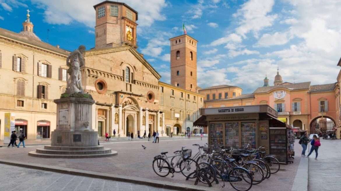 🌸 REGGIO EMILIA | ITALY #shortsfeed #emiliaromagna #italy