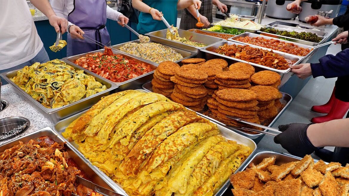 하루 400명 와도 적자라는 7000원 뷔페? 180평 매장 역대급 위생으로 매일 반찬 바뀌는 대혜자 뷔페┃Korean buffet / Korean street food 하루 400명 와도 적자라는 7000원 뷔페? 180평 매장 역대급 위생으로 매일 반찬 바뀌는 대혜자 뷔페┃Korean buffet / Korean street food