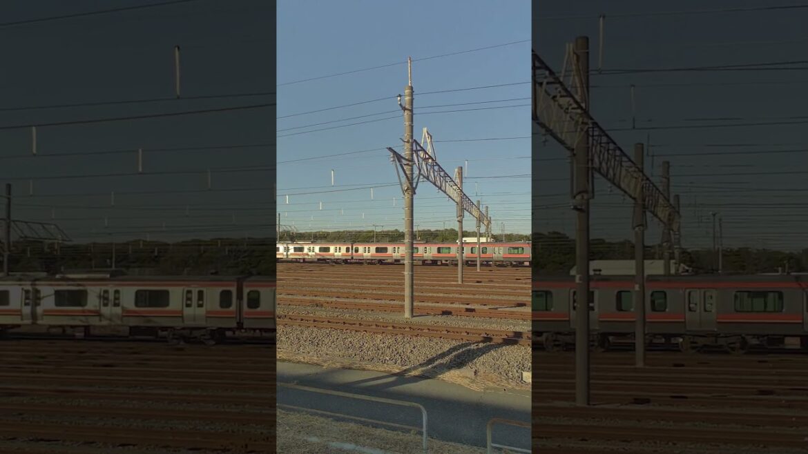 #Shorts 千葉県千葉市美浜区 JR京葉線 幕張豊砂駅隣接の 京葉線 と 武蔵野線 の車両基地 京葉車両センター