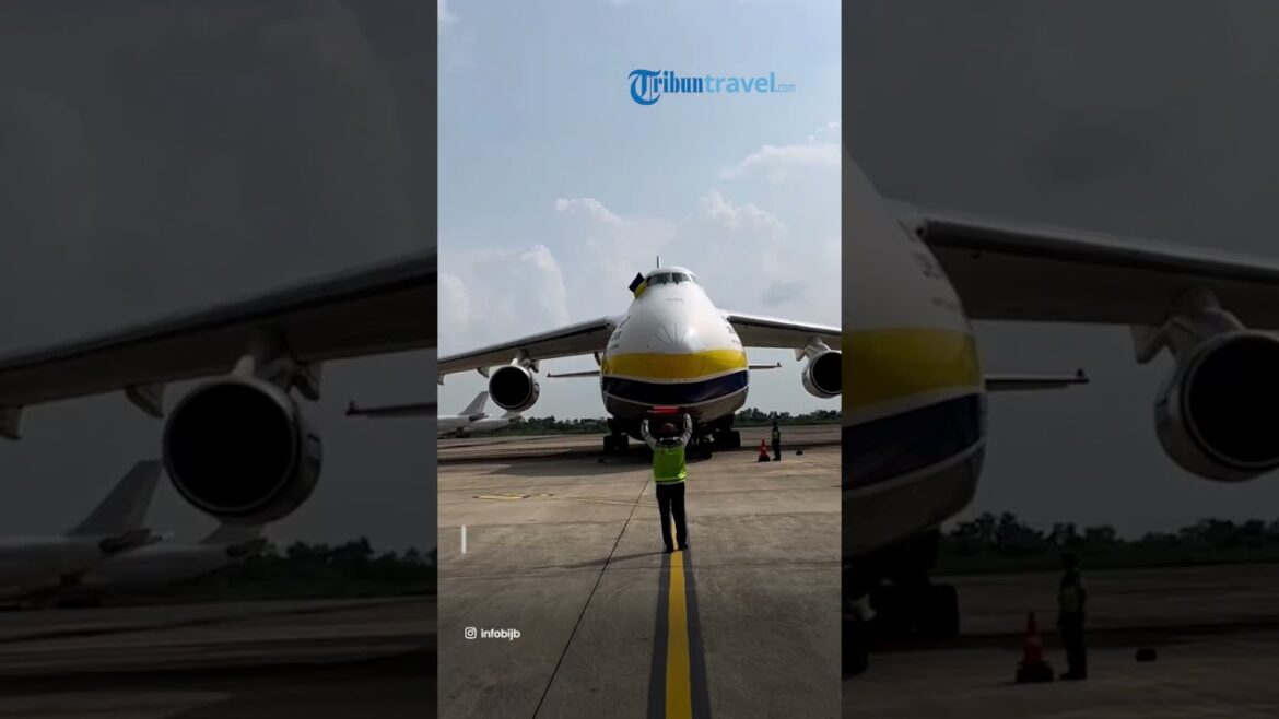 Pesawat Kargo Terbesar di Dunia Sukses Mendarat di Bandara Kertajati, Angkut Mesin Pabrik Buatan AS