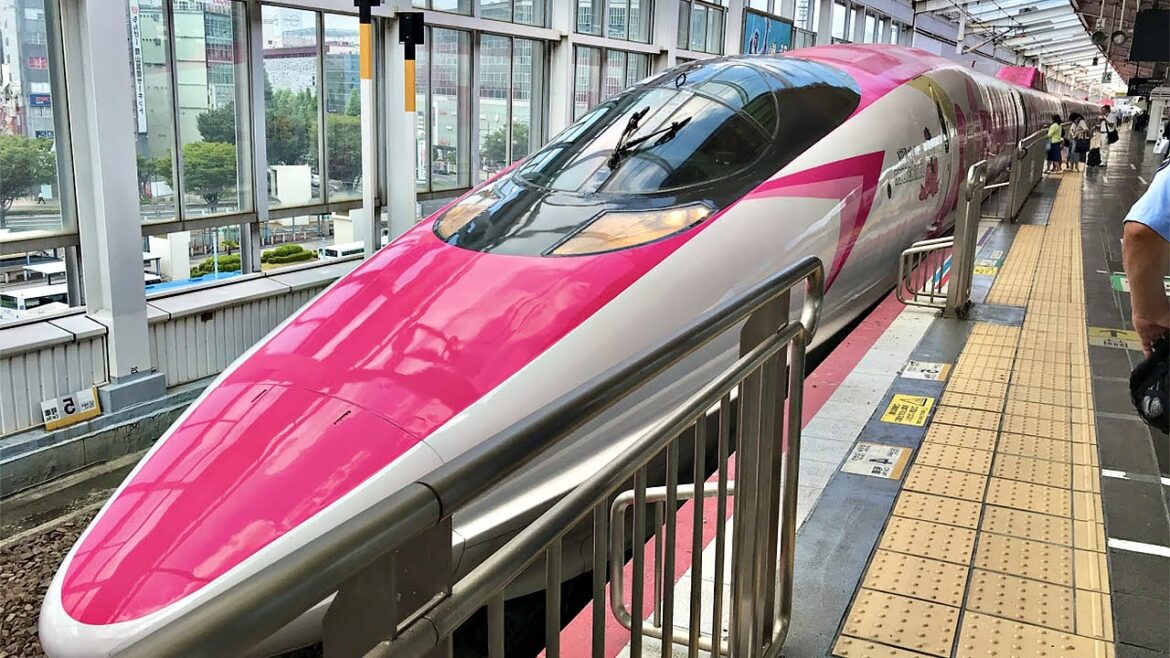 Riding the Japan’s Cutest Hello Kitty Shinkansen! (Bullet Train)
