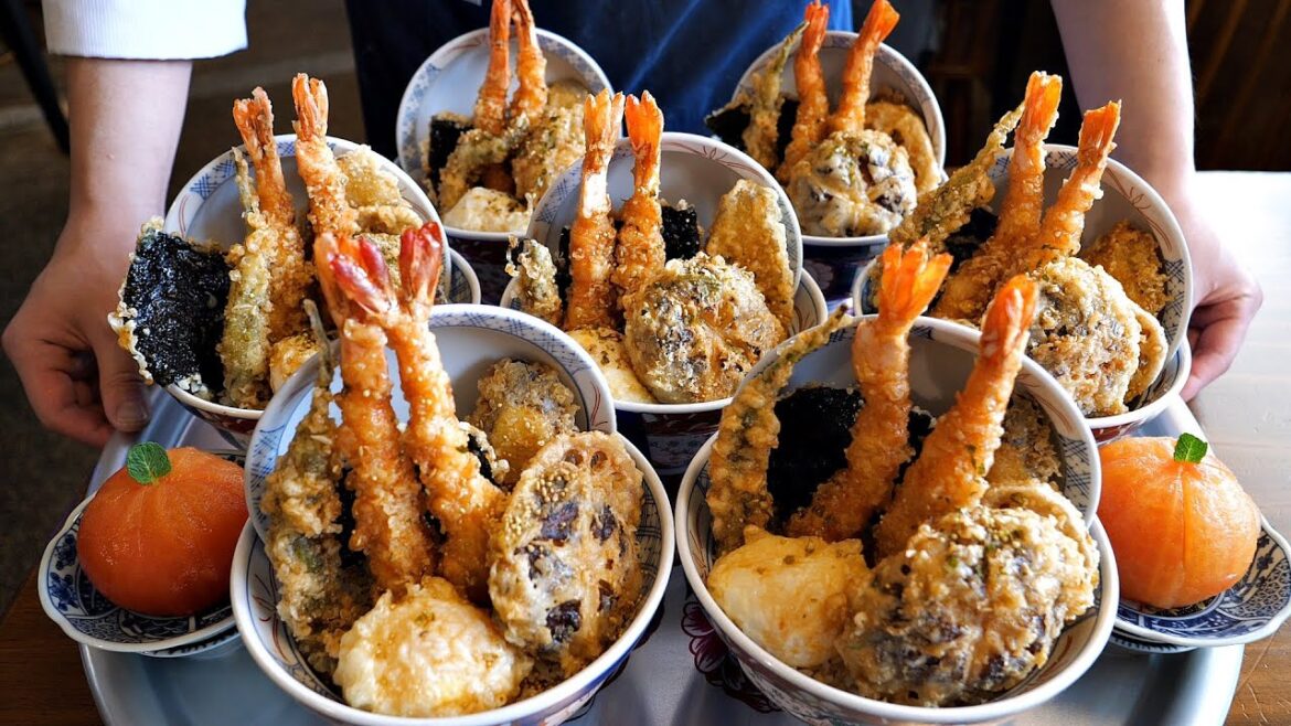 왕푸짐한 튀김덮밥! 하루 200그릇 완판하는? 줄서서 먹는 일본식 튀김 덮밥 텐동집 / Tempura rice bowl master / korean street food 왕푸짐한 튀김덮밥! 하루 200그릇 완판하는? 줄서서 먹는 일본식 튀김 덮밥 텐동집 / Tempura rice bowl master / korean street food