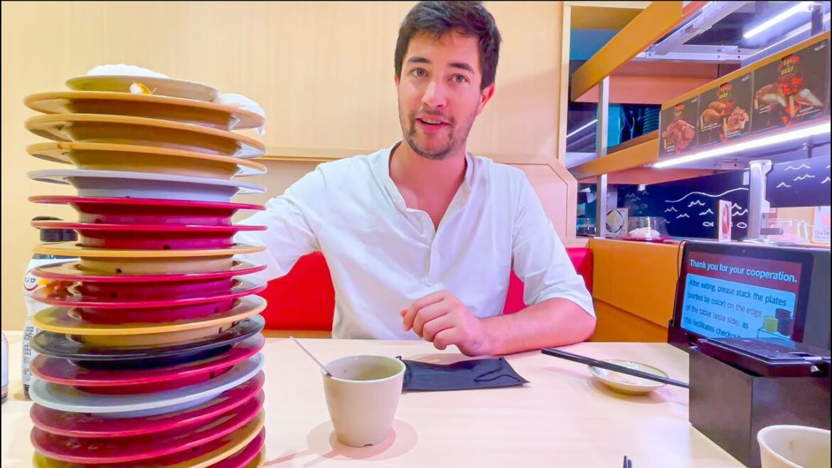 Eating Never-Ending Sushi in Thailand 🇹🇭