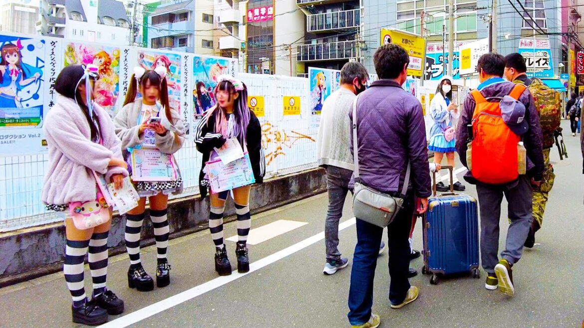 Osaka Walk 🐶🍻 Maid Cafe Paradise Nihonbashi ♪ 💖 4K ASMR non-stop 1 hour 01 minutes