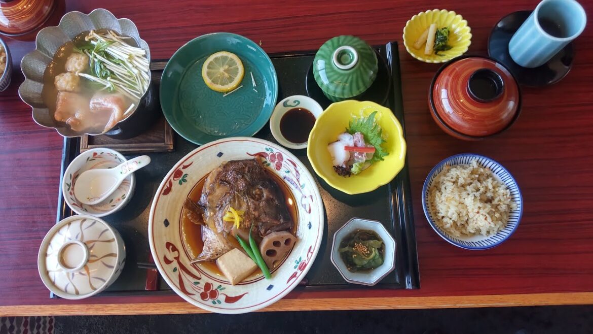 One day trip plan (Tomonoura, Hiroshima Prefecture) for my father's birthday.