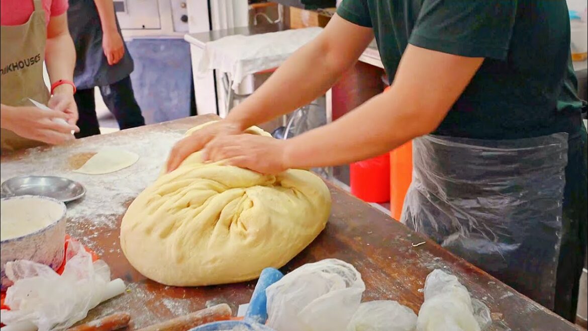 📌Amazing clay oven rolls Shop! Hand made snacks! Taiwanese street food 台灣燒餅 #taiwan #台湾 #viral #4K