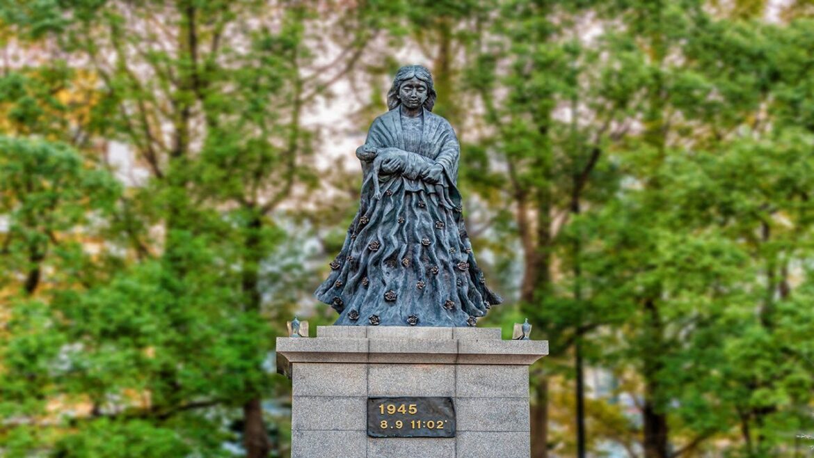 Peace Park Tour, Nagasaki, Japan, جولة بحديقة السلام ، ناجاساكي ، اليابان