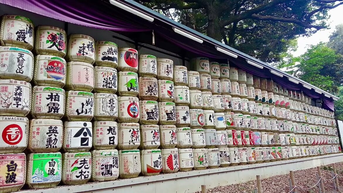 Meiji Shrine (明治神宮, Meiji Jingu), Shibuya-ku 渋谷区, Tokyo 東京 Meiji Shrine (明治神宮, Meiji Jingu), Shibuya-ku 渋谷区, Tokyo 東京