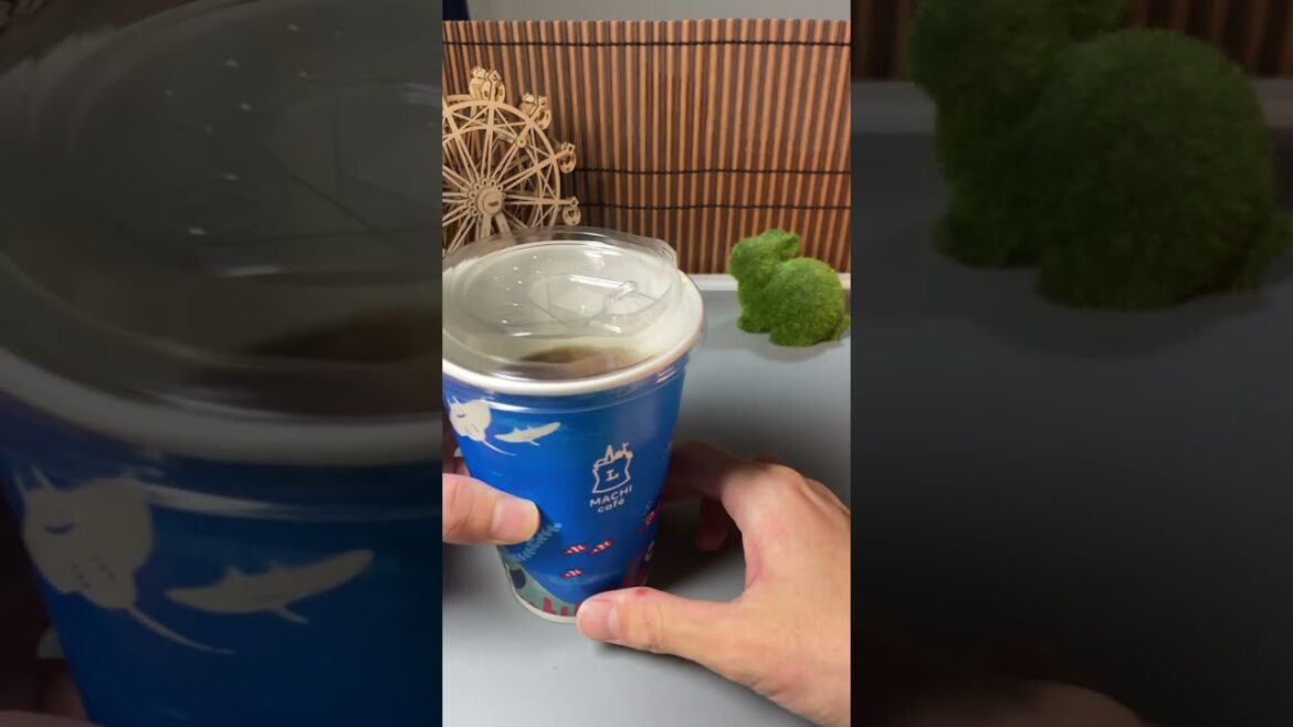 Iced Coffee Machine at Japan’s Convenience Store