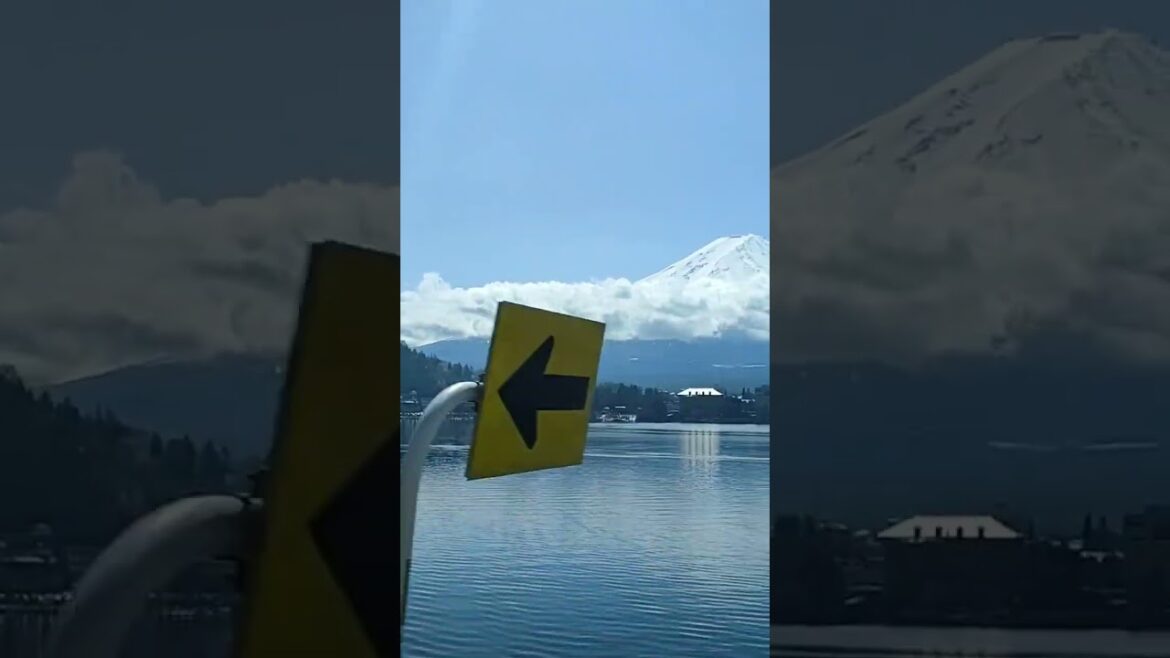 Danau Kawaguchi Fuji Jepang di kaki gunung Fuji