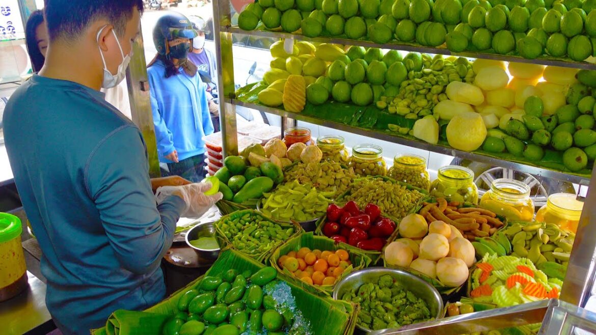 Literally mouth-watering! The Best Cambodian Spicy Fruit Salad (Maju Kralok) | Cambodian Street Food