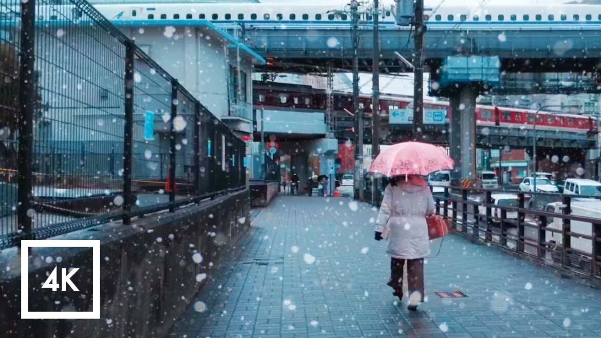 Snowfall Walk in Kyoto, Japan 4k Binaural Audio, City Sounds Snowfall Walk in Kyoto, Japan 4k Binaural Audio, City Sounds
