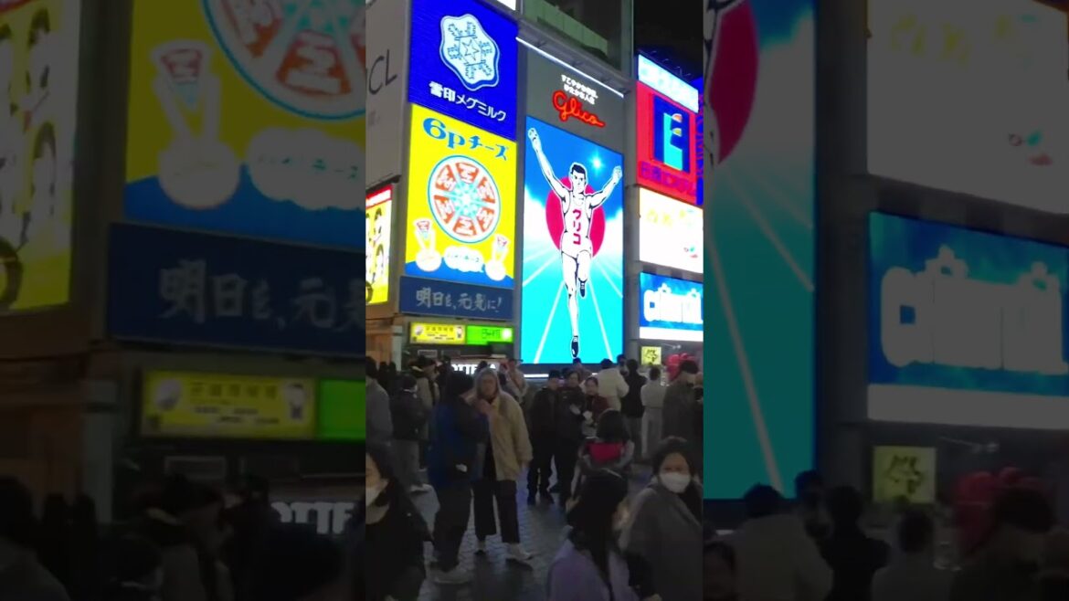 Glico Dontomburi Cyberpunk River City #japan #walkingtour #subscribe