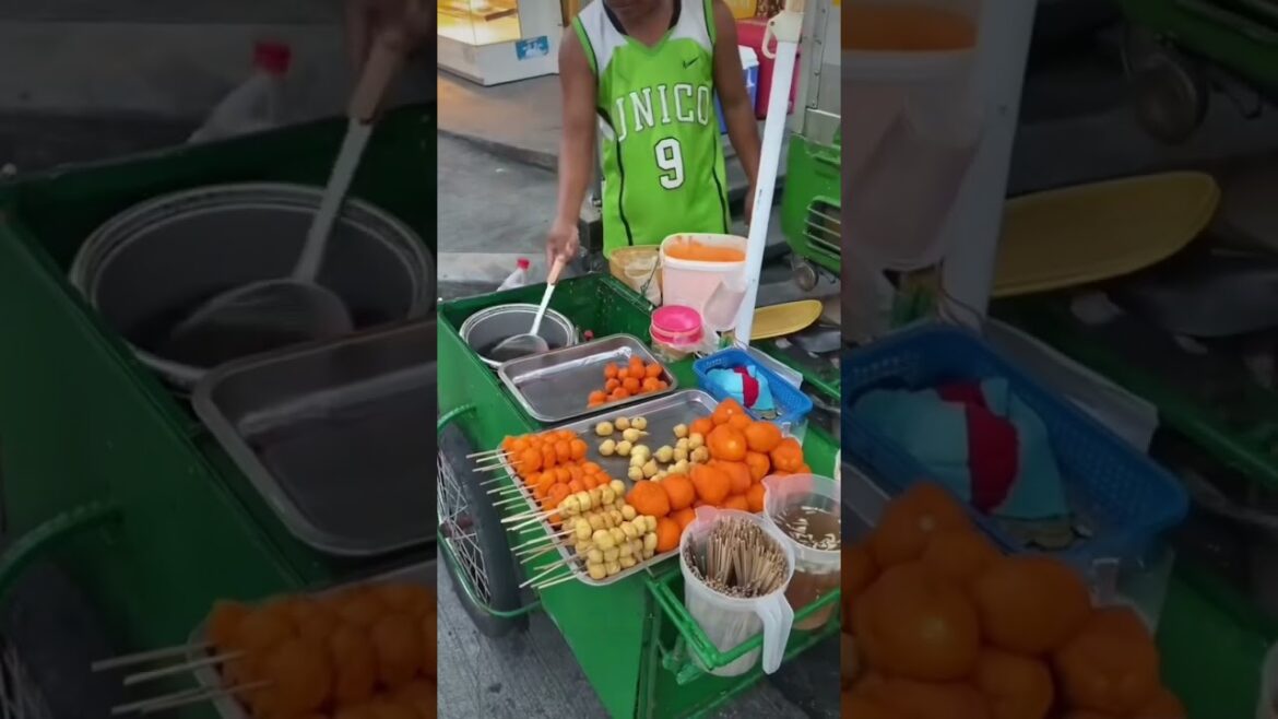 Let's eat some kwek kwek (egg waffles) #streetfood #avelovinit #shorts #foodtrip