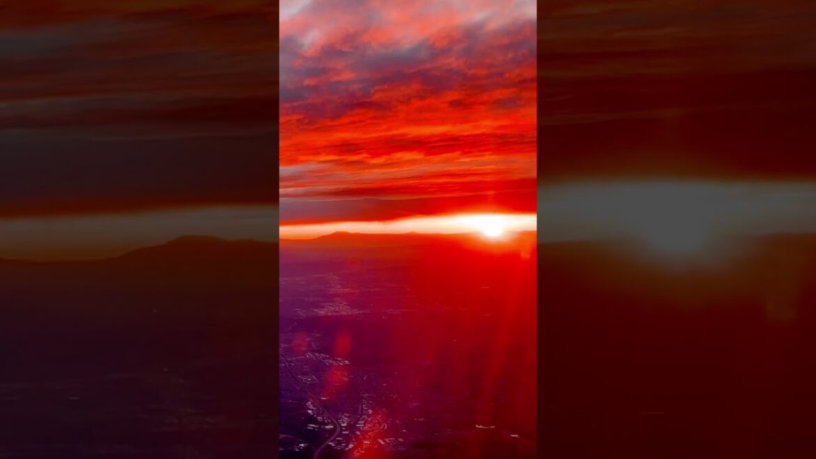 Japanese Sunrise from 30,000 feet #travel #japan #walkingtour #subscribe