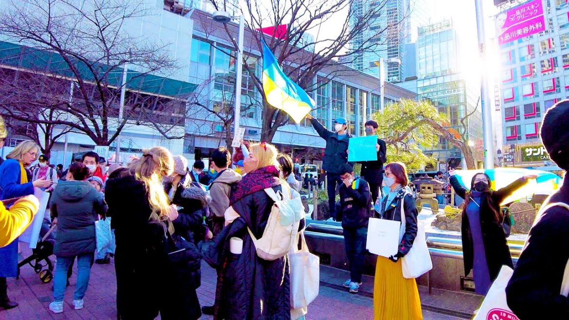 Shibuya in Tokyo wishes for peace 💖 4K ASMR Nonstop 1 hour 06 minutes