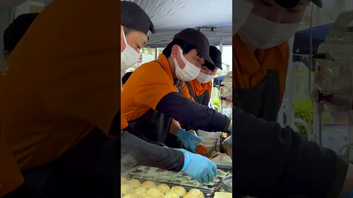 Japanese street food - Takoyaki たこ焼き #japan #shorts