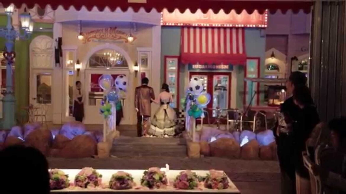 一眼ムービーで結婚式の撮影〔ウェディングファンタジア〕