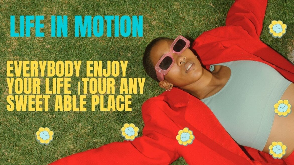 Everybody Enjoy your life ।Tour any sweet able place