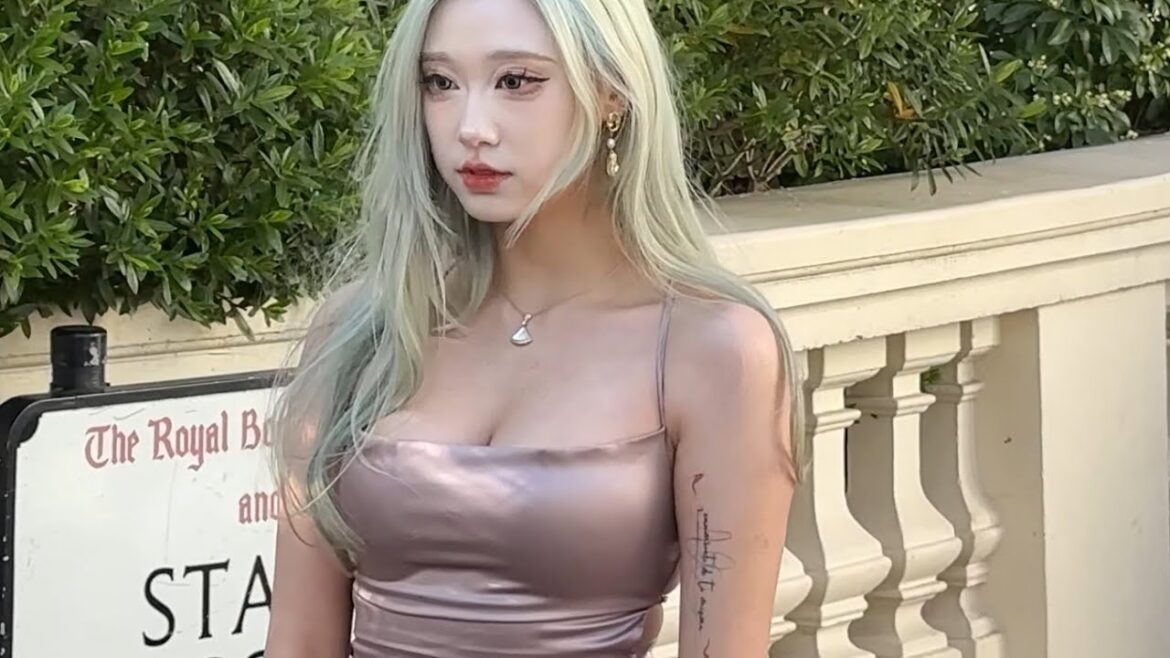 π¬π§ 2 HOUR WEST LONDON WALKING TOUR, ONE OF LONDON’S MOST EXPENSIVE NEIGHBOURHOODS, NOTTING HILL, 4K π¬π§ 2 HOUR WEST LONDON WALKING TOUR, ONE OF LONDON'S MOST EXPENSIVE NEIGHBOURHOODS, NOTTING HILL, 4K