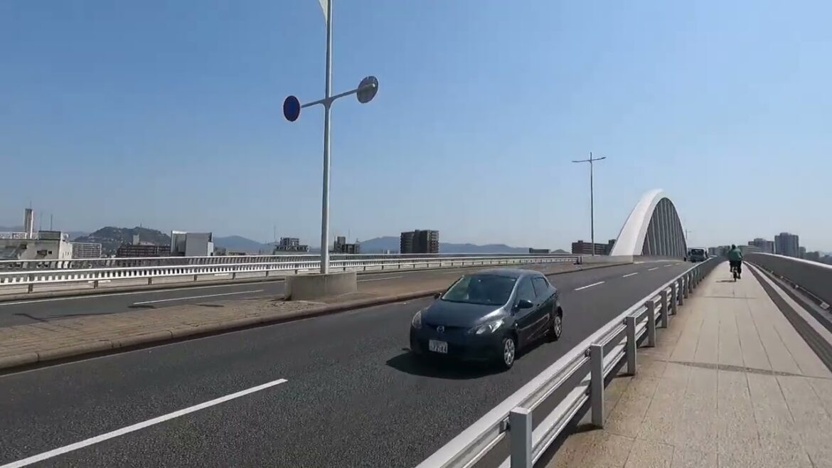 Japan for Beginners - Hiroshima by bike