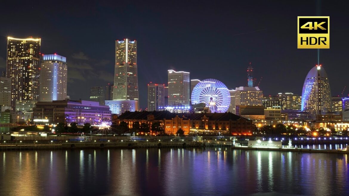 Exploring Yokohama’s Nighttime Beauty: Walking around Akarenga area during Winter Illumination Exploring Yokohama's Nighttime Beauty: Walking around Akarenga area during Winter Illumination