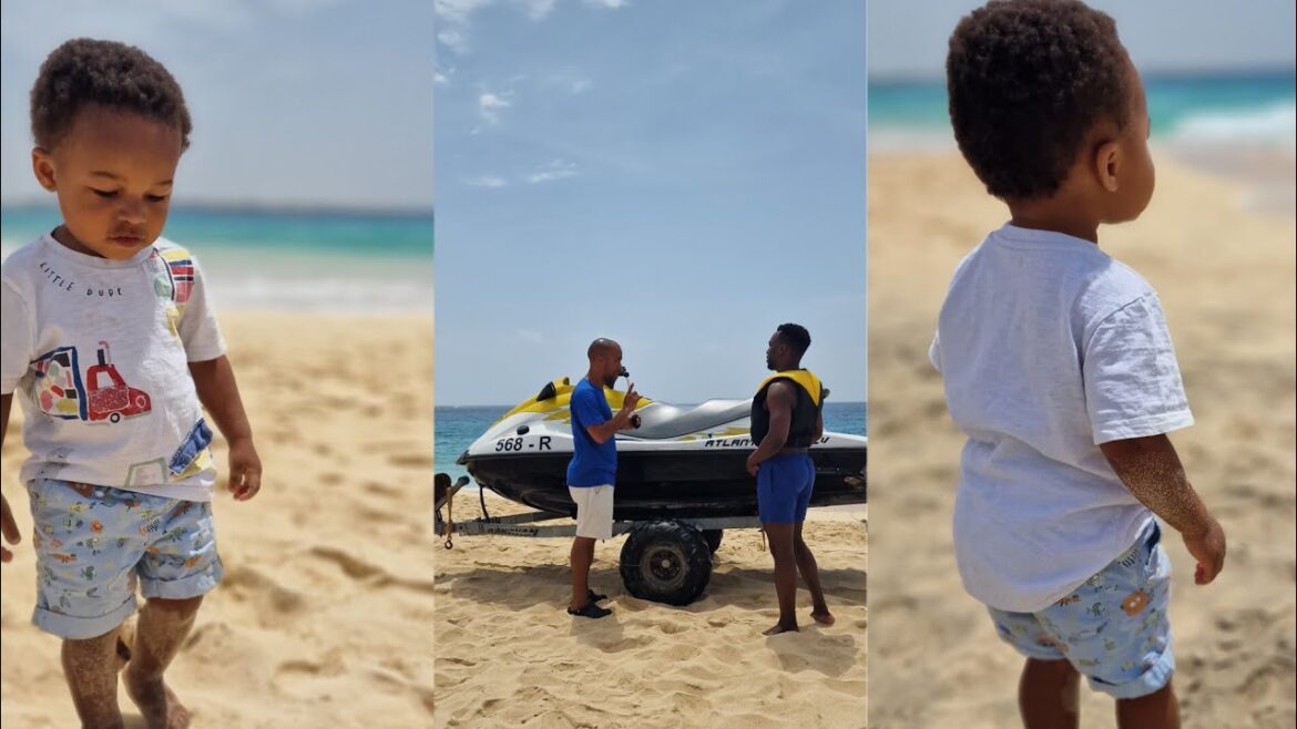 Beaches and Jet Skis 🏖