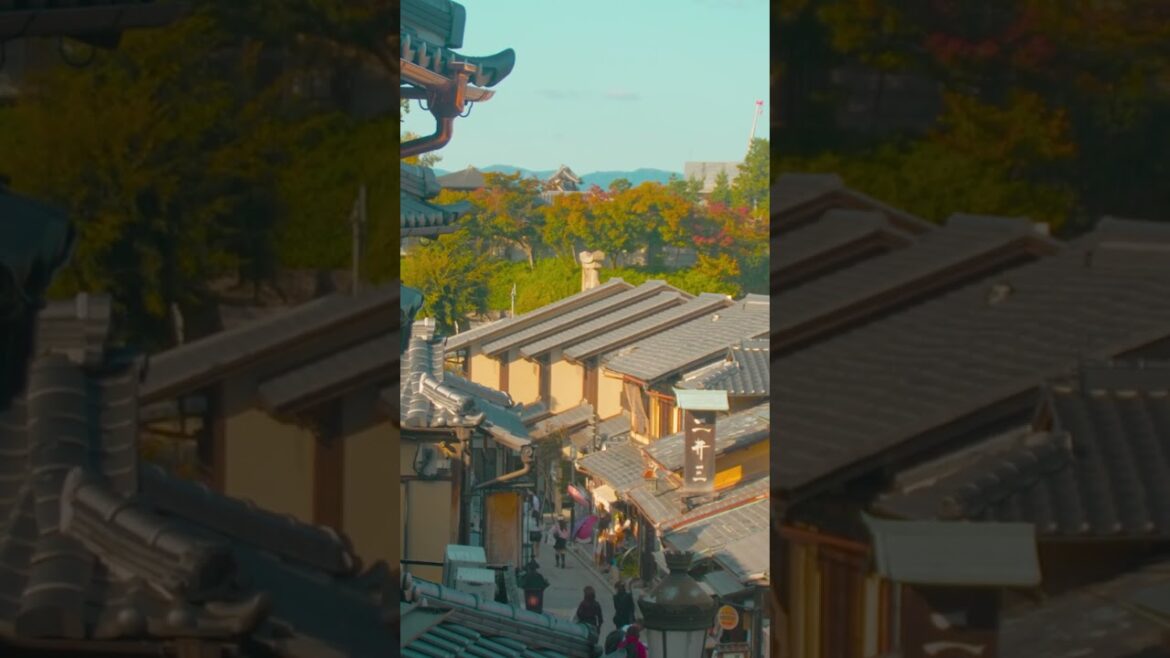 Sunset over the streets of Kyoto's traditional homes | Amazing Japan Travel Adventure Documentary