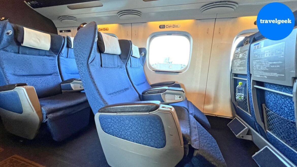 First Class Seat on a Bullet Train Shinkansen in Japan | SAKURA Express