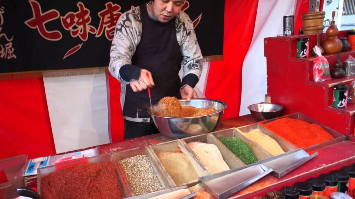 七味唐辛子を作ってもらいました!@ 川崎大師 (Japanese Seven Spice) 七味唐辛子を作ってもらいました!@ 川崎大師 (Japanese Seven Spice)