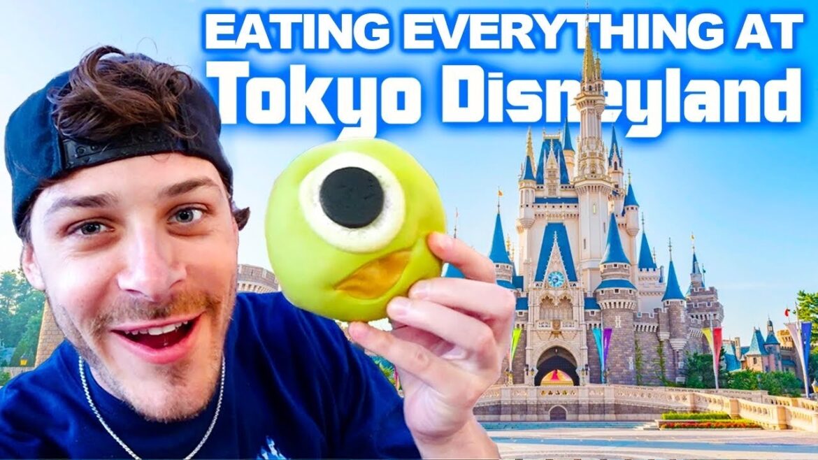 Eating EVERYTHING at Tokyo Disneyland! | Tokyo Disney 2023!