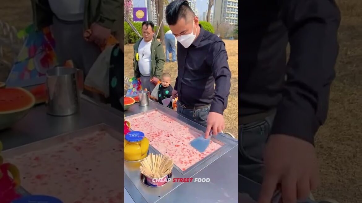 ASMR Street Ice Cream Rolls #shorts #streeticecream ASMR Street Ice Cream Rolls #shorts #streeticecream