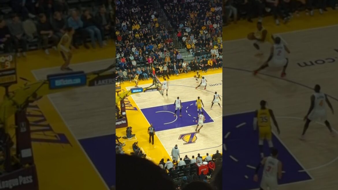 Los Angeles Lakers vs Miami Heat at Crypto.com Arena, US 27| NBA Basketball | ロサンゼルスレイカーズ vs マイアミヒート Los Angeles Lakers vs Miami Heat at Crypto.com Arena, US 27| NBA Basketball | ロサンゼルスレイカーズ vs マイアミヒート