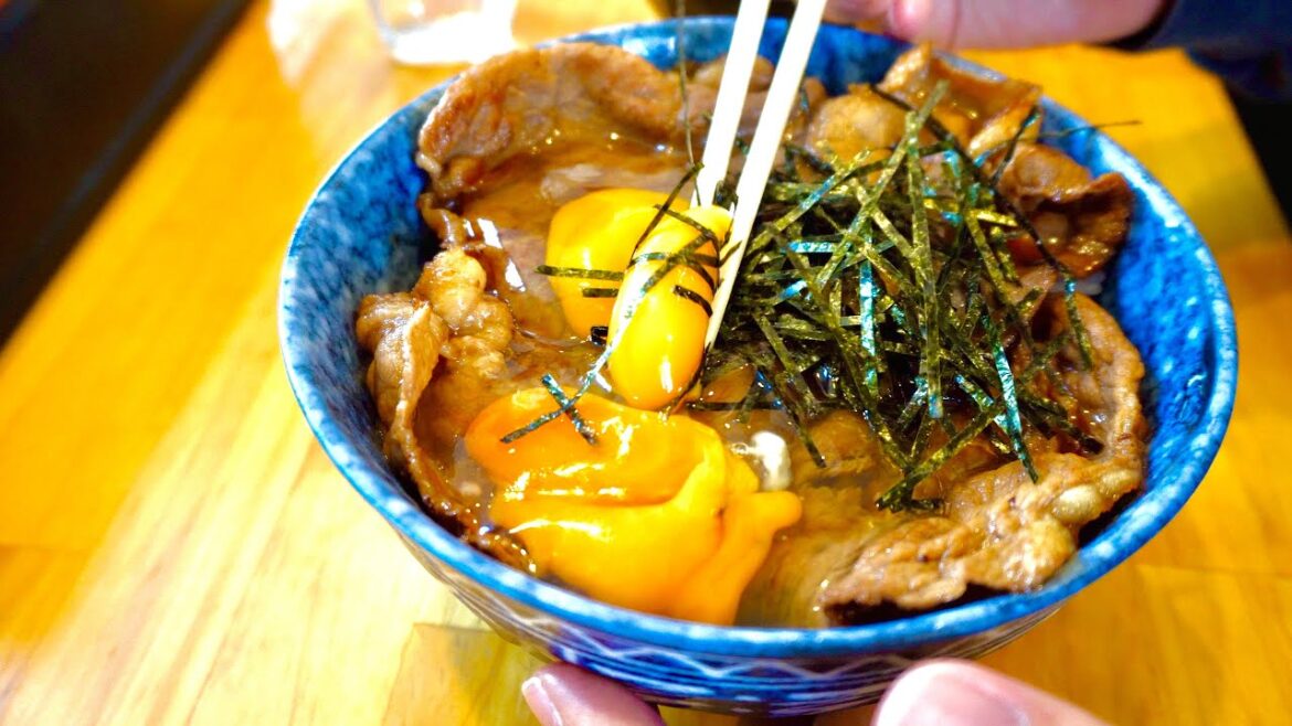 Rice Bowl Restaurant Popular With Students in Japan