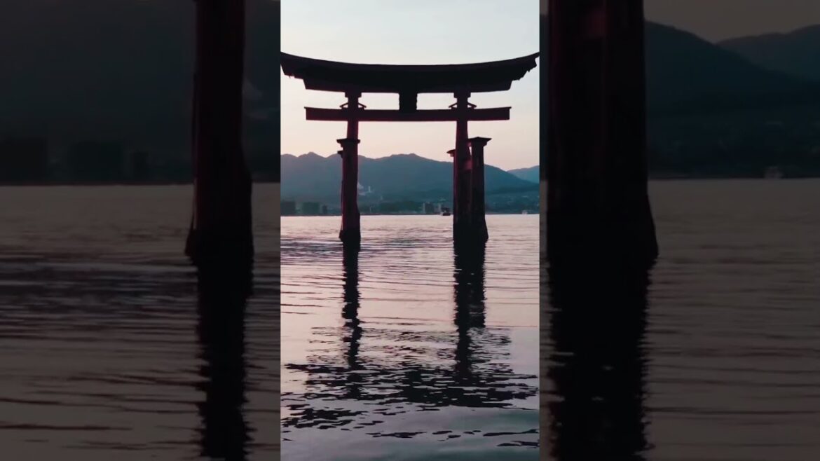 El torii flotante del santuario Itsukushima 🎌