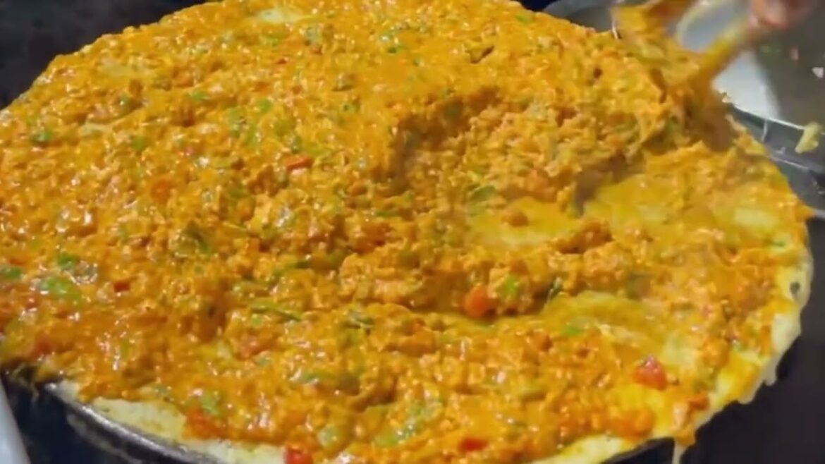 The Biggest Indian Dosa in Sri Lanka !! BAHUBALI Cheese Dosa Foods in One Plate || #food #streetfood