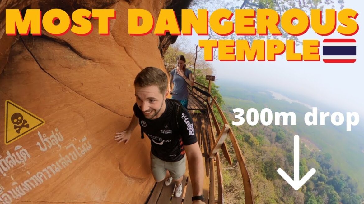 TERRIFIED at Thailand's Most Dangerous Temple - Wat Phu Tok in Bueng Kan - Isan Thailand Travel Vlog