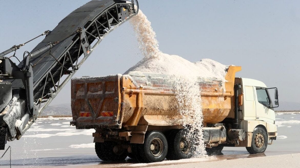 Как добывают соль. Самые интересные месторождения | Как это делается Как добывают соль. Самые интересные месторождения | Как это делается