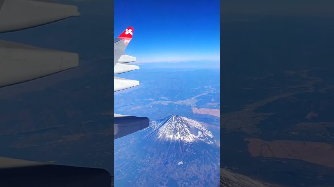 【日本旅遊】他們說在飛機上看見富士山能得到幸運，那既看到富士山又看到佛光呢😏 #小宇帶你遊日本
